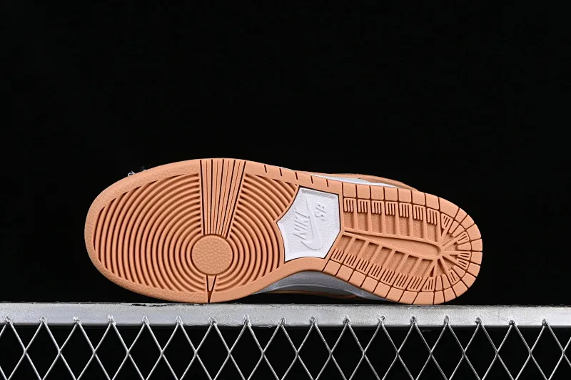 All categories Nk SB Dunk series Nk SB Dunk Low low-top sneakers Nk SB Dunk Low "Light Cognac" light brown SB low-top casual sneakers DM8998-200